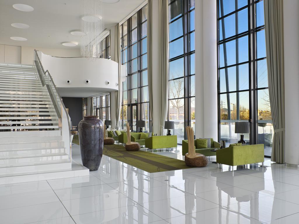 Melia Braga Hotel & Spa Ngoại thất bức ảnh Interior of the new building